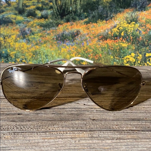 EUC!! Ray-Ban Aviator Sunglasses 55014 - Picture 2 of 15